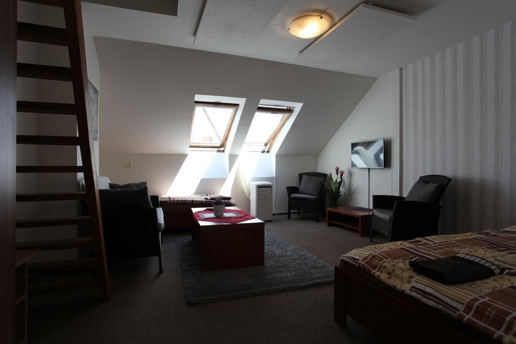 Residence Albert Praha Rom bilde